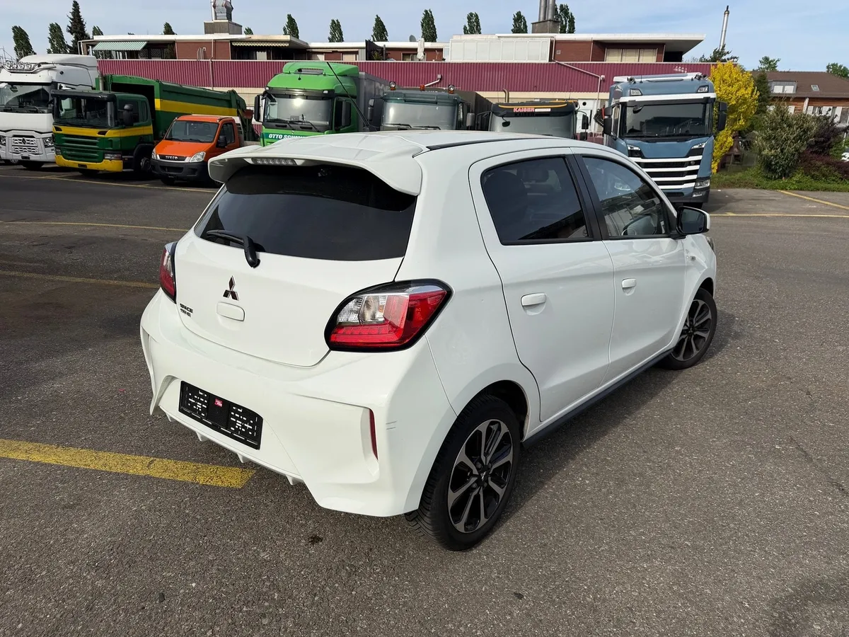 MITSUBISHI Space Star — zdjęcie 4